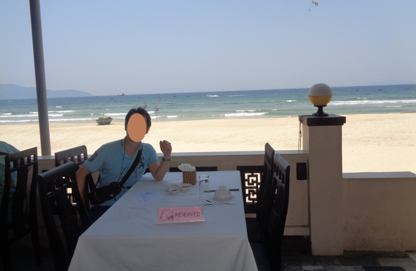 danan beach restaurant.png