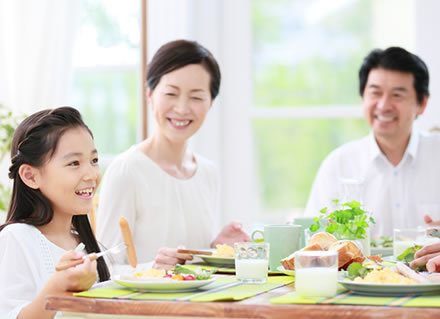 gaishoku family.jpg