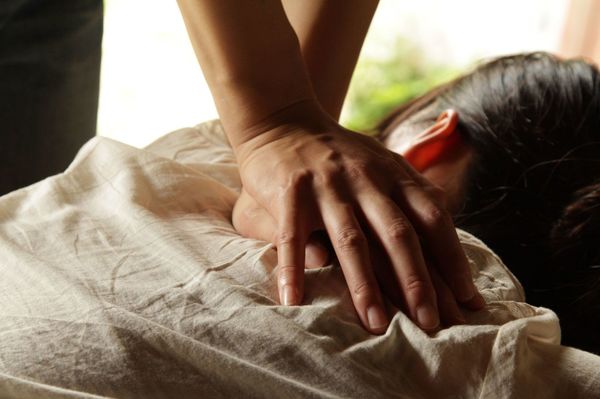 massage2.jpg